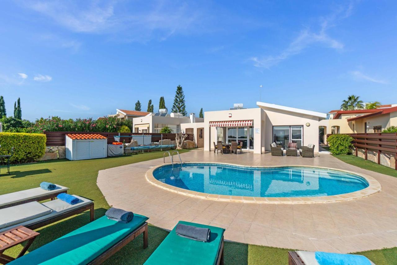 Villa Marina Sunrise By Ezoria Villas Golful Coralilor Exterior foto